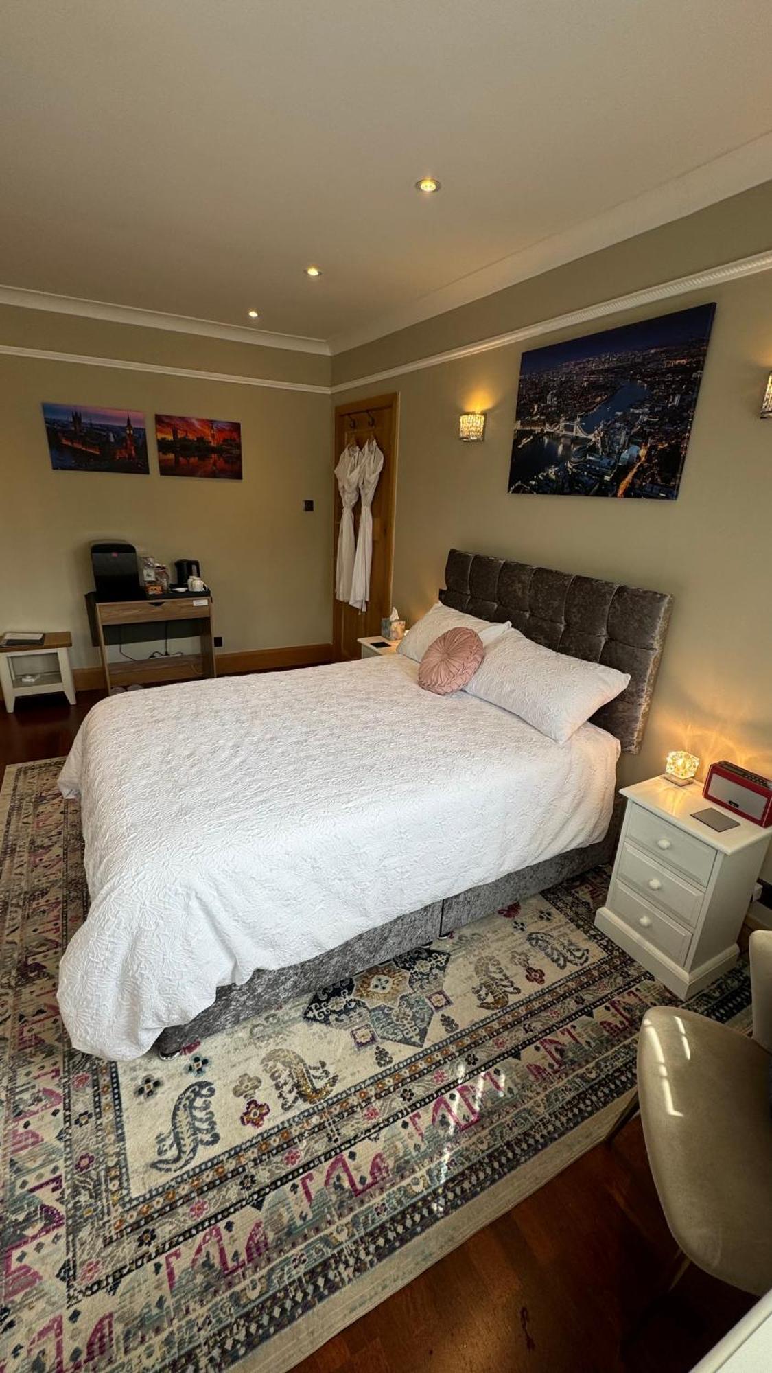Privatunterkunft Stunning Double Bedroom Greenwich With Private Bathroom